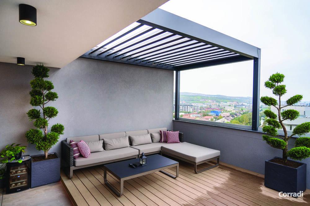 Alba pergola bioclimatica per balconi e terrazze