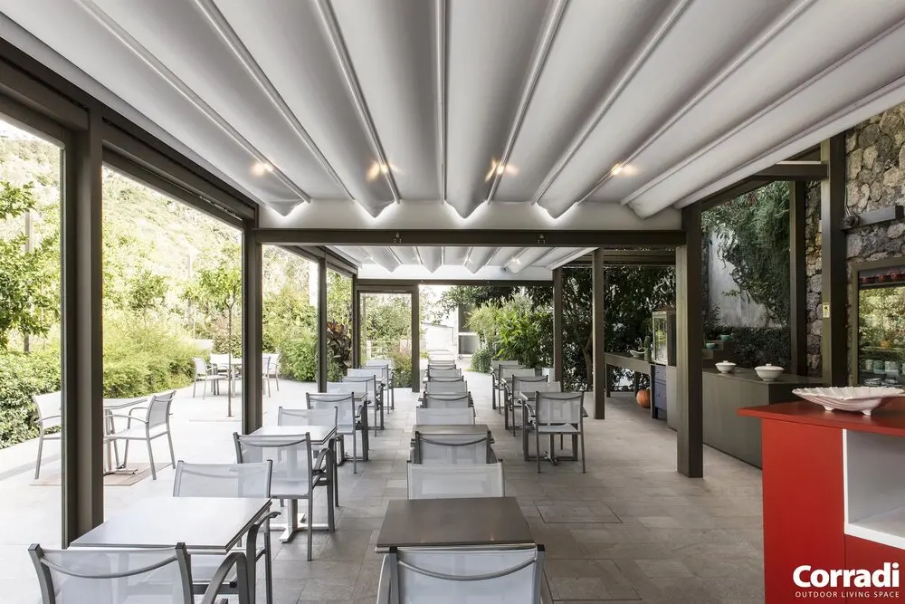 Pergotenda ® B-Space pergola personalizzata con luci a LED