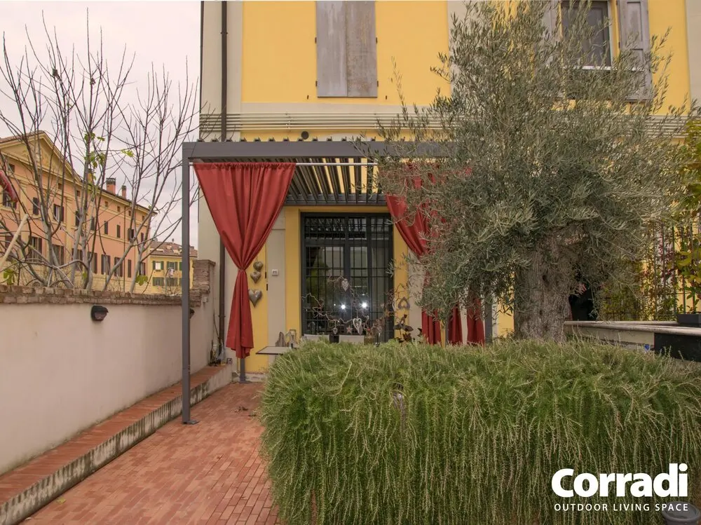 Eteria pergola bioclimatica personalizzata