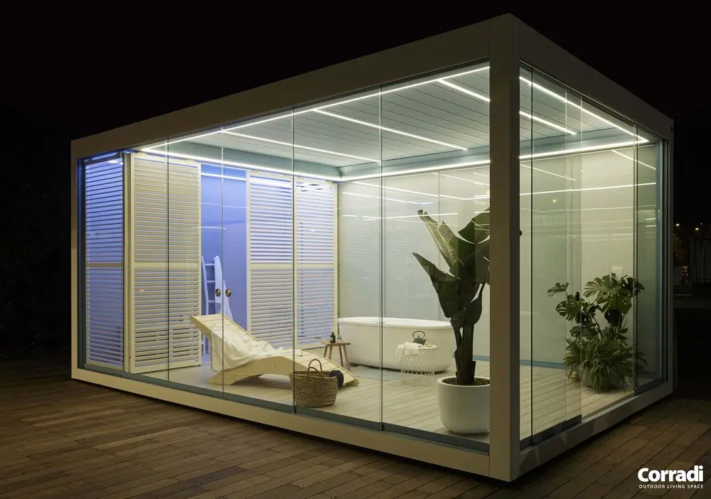 Imago® Veranda Bioclimatica chiusa in vetro con illuminazione LED