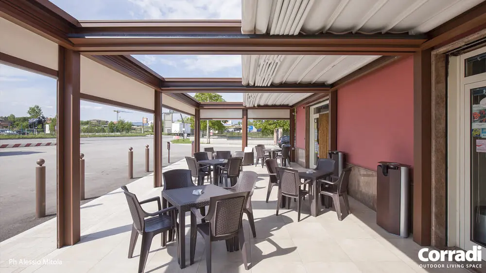 Pergotenda ® Maestro pergola con copertura in telo lasco impermeabile