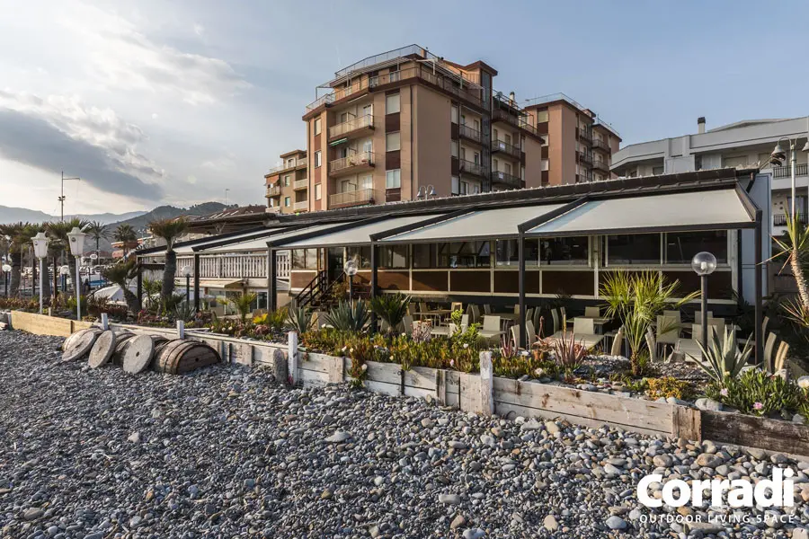 Palladia ® pergola inclinata in alluminio e acciaio inox